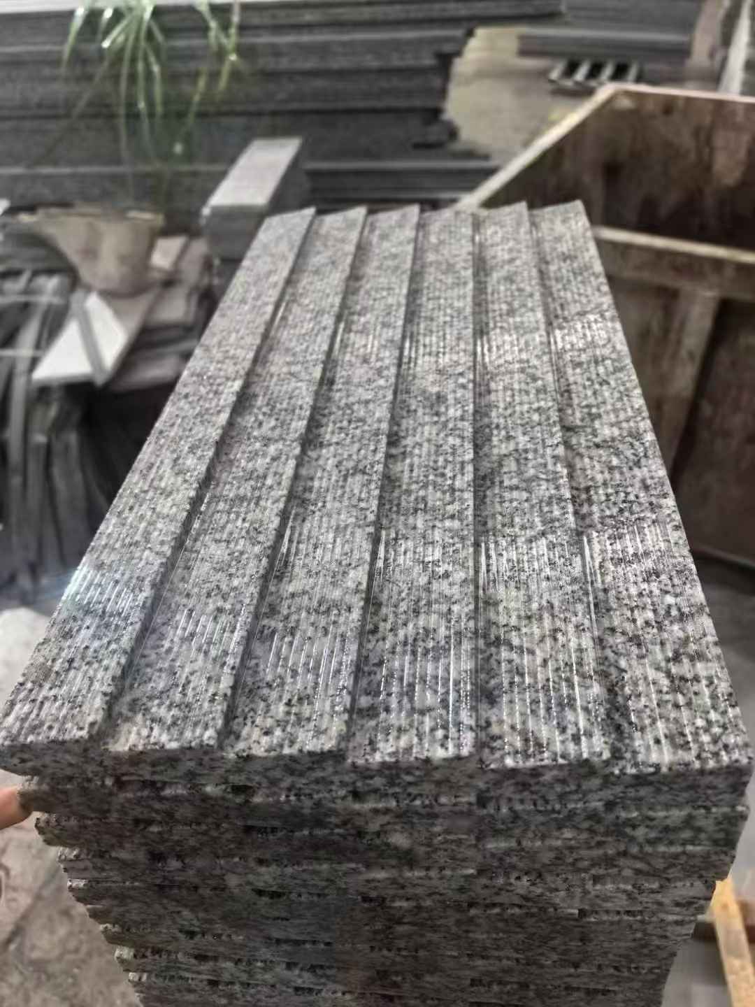 成都 狼牙石