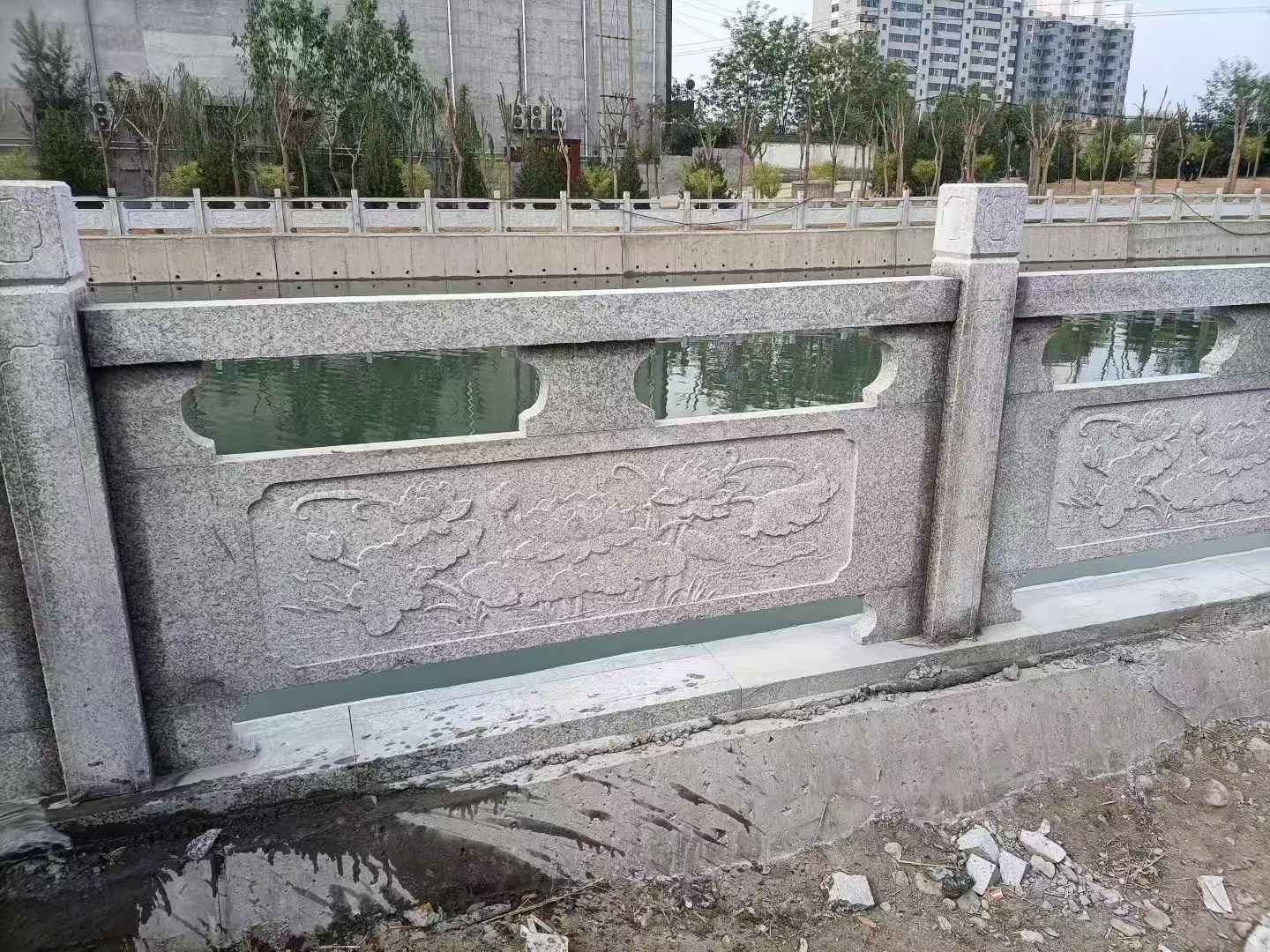 成都 芙蓉白大花桥梁、河道，石材栏杆、围栏、护栏