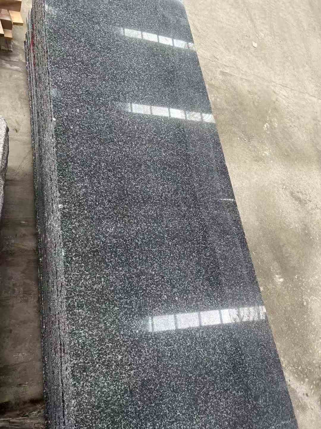 成都 芝麻黑光面