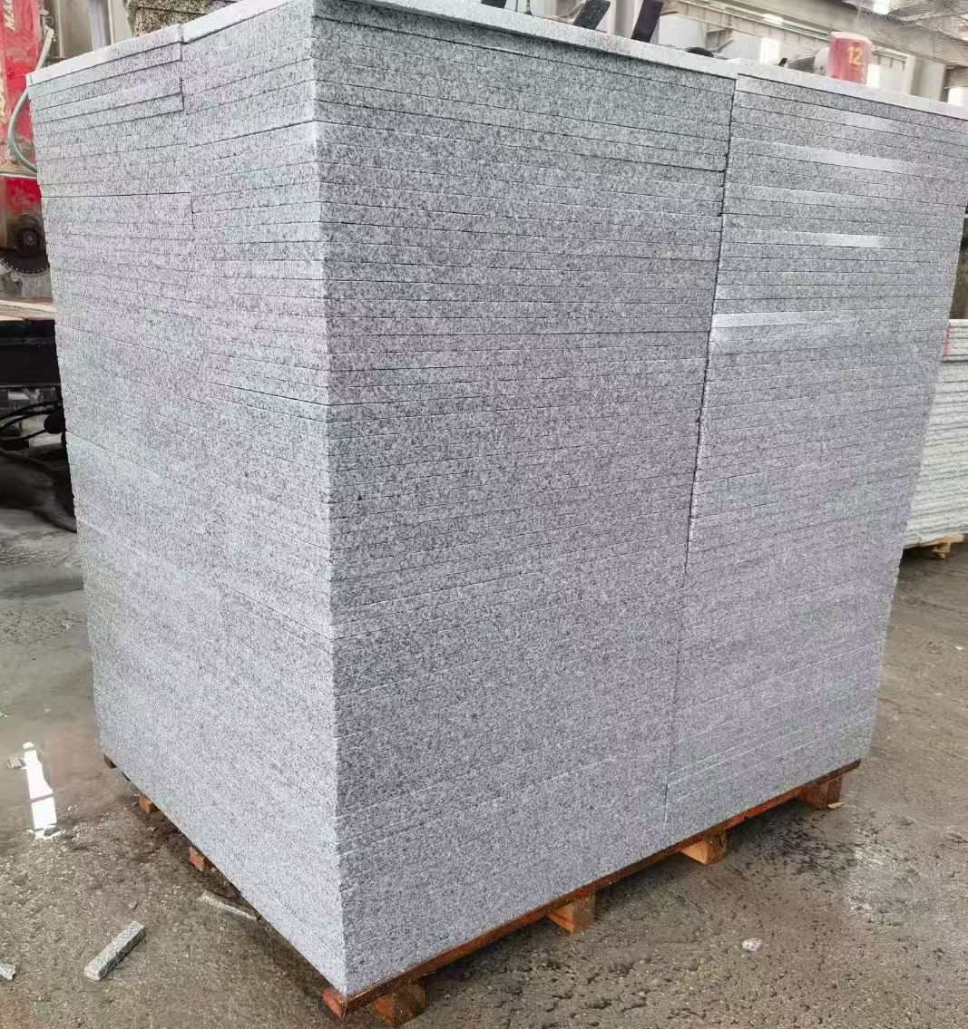 成都 火烧面地铺石，街道广场园林市政工程板，1.8~5.0厚均有现货