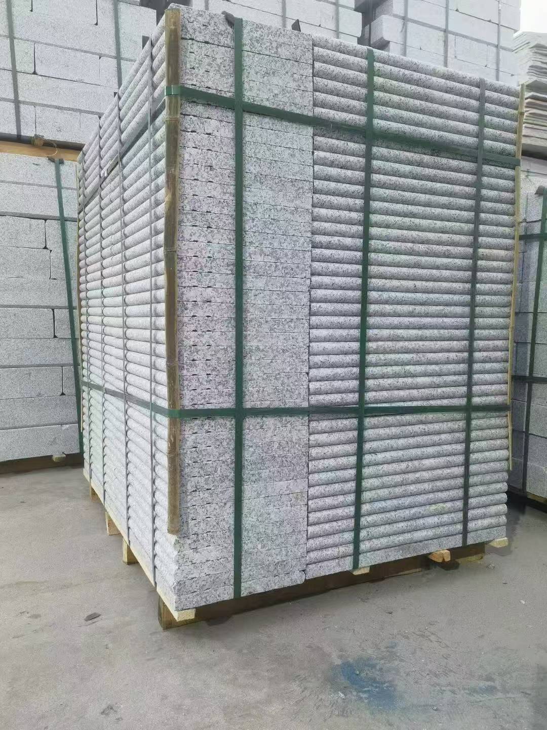 成都 芙蓉白3公分厚磨圆边、拉槽，楼梯踏步